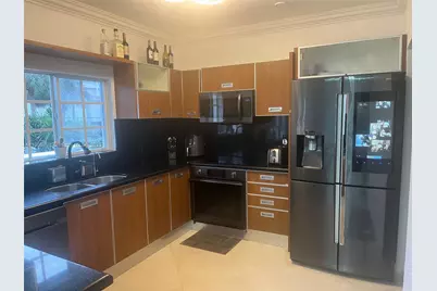 3915 NE 168th St #3915, North Miami Beach, FL 33160 - Photo 8