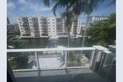 3915 NE 168th St #3915, North Miami Beach, FL 33160 - Photo 20