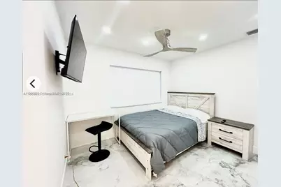 4521 SW 55th Ave, Davie, FL 33314 - Photo 4