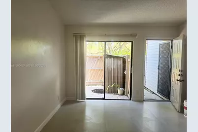 3637 NW 99th Ter #9B, Sunrise, FL 33351 - Photo 2