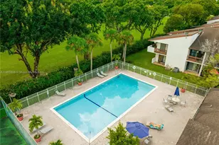 10138 NW 41st St, Doral, FL 33178 - Photo 10