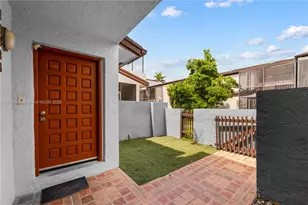 10138 NW 41st St, Doral, FL 33178 - Photo 22