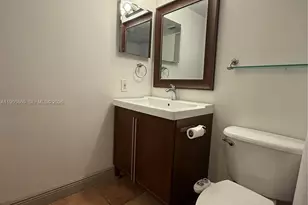 540 Brickell Key Dr, Miami, FL 33131 - Photo 22