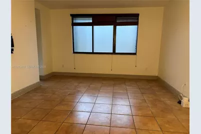 540 Brickell Key Dr #212, Miami, FL 33131 - Photo 4