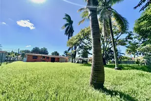 51 NW 161st St, Miami, FL 33169 - Photo 20
