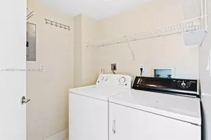3598 Yacht Club Dr, Aventura, FL 33180 - Photo 26