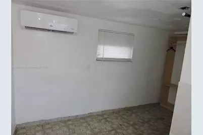 5451 W 10th Ave #5, Hialeah, FL 33012 - Photo 4