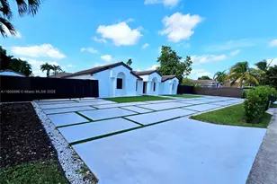 16138 SW 154th Ct, Miami, FL 33187 - Photo 2