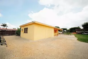 23550 SW 214th Pl, Homestead, FL 33031 - Photo 22