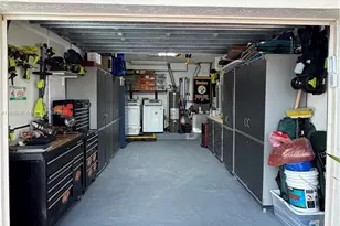 19804 NW 82nd Pl, Hialeah, FL 33015 - Photo 36