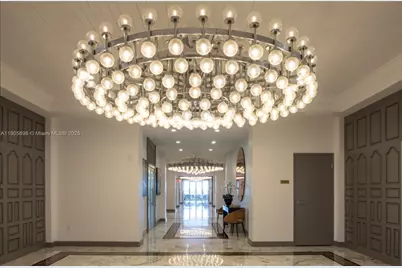 11 Island Ave #309, Miami Beach, FL 33139 - Photo 2