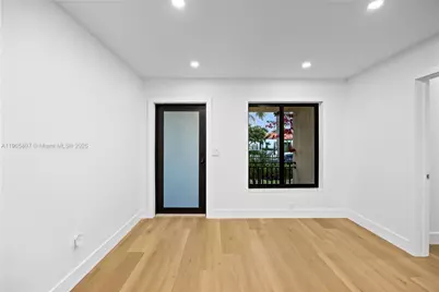 1618 SW 18th St, Miami, FL 33145 - Photo 8