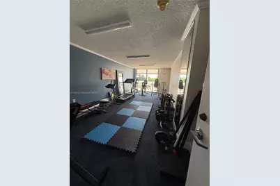 2500 NE 135th St #B605, North Miami, FL 33181 - Photo 30