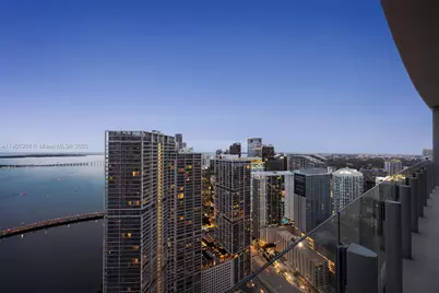 300 Biscayne Boulevard Way #5205W, Miami, FL 33131 - Photo 30