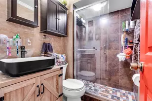 17026 NW 66th Ct, Hialeah, FL 33015 - Photo 30