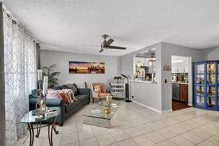 300 S Village Green Cir S, Palm Springs, FL 33461 - Photo 4