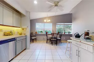 2255 SE 6th Pl, Homestead, FL 33033 - Photo 8