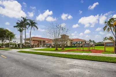 2255 SE 6th Pl, Homestead, FL 33033 - Photo 18