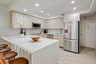 1111 Crandon Blvd #A507, Key Biscayne, FL 33149 - Photo 4
