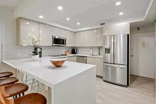 1111 Crandon Blvd, Key Biscayne, FL 33149 - Photo 4