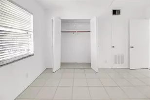 3199 S Ocean Dr, Hallandale Beach, FL 33009 - Photo 14