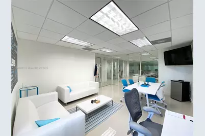 1000 Brickell Ave #550, Miami, FL 33131 - Photo 4