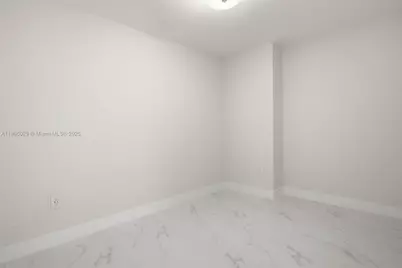700 NE 24 St #2406, Miami, FL 33137 - Photo 20