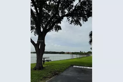 2831 N Oakland Forest Dr #201, Oakland Park, FL 33309 - Photo 28