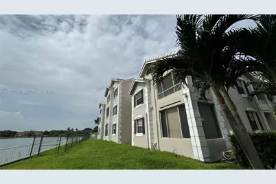 2831 N Oakland Forest Dr #201, Oakland Park, FL 33309 - Photo 24