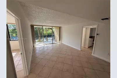 10875 SW 112th Ave #208, Miami, FL 33176 - Photo 2