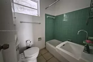 2160 NW 23rd Ct, Miami, FL 33142 - Photo 6