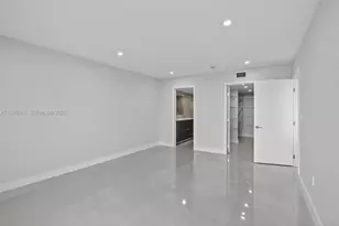 3675 N Country Club Dr, Aventura, FL 33180 - Photo 20