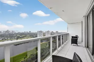 3675 N Country Club Dr, Aventura, FL 33180 - Photo 26