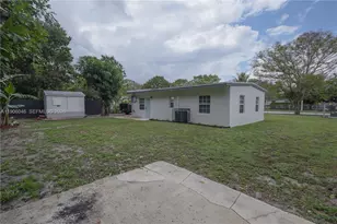2310 W Bunche Park Dr, Miami Gardens, FL 33054 - Photo 18