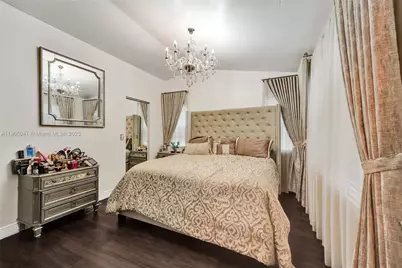 18060 SW 11th Ct, Pembroke Pines, FL 33029 - Photo 14