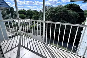 12290 NE 11th Ct, North Miami, FL 33161 - Photo 18