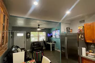 2144 NW 85th St, Miami, FL 33147 - Photo 12