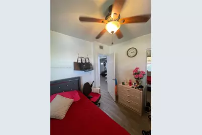 2144 NW 85th St, Miami, FL 33147 - Photo 18