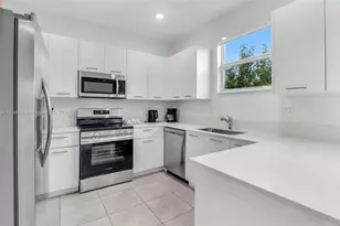 12774 NW 22nd Pl, Miami, FL 33167 - Photo 8