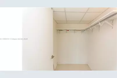 495 Brickell Ave #5008, Miami, FL 33131 - Photo 4