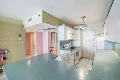 100 Lincoln Rd #502, Miami Beach, FL 33139 - Photo 14