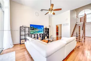 1241 S 13th Ave, Hollywood, FL 33019 - Photo 18