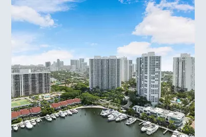 21205 NE 37th Ave #2204, Aventura, FL 33180 - Photo 4