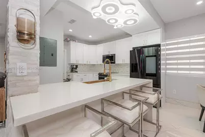 4028 NW 23rd Ct, Miami, FL 33142 - Photo 16