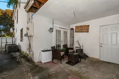 4028 NW 23rd Ct, Miami, FL 33142 - Photo 32