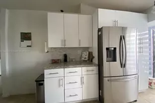 1905 San Remo Cir, Homestead, FL 33035 - Photo 10