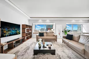 1435 Brickell Ave, Miami, FL 33131 - Photo 30