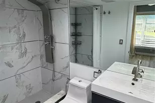 3300 N Palm Aire Dr, Pompano Beach, FL 33069 - Photo 20