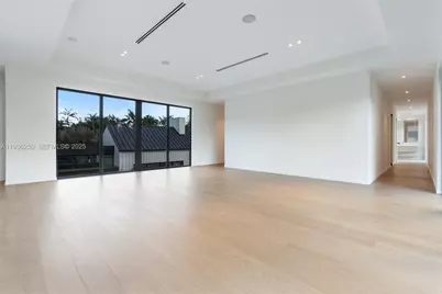 9400 SW 60th Ct, Pinecrest, FL 33156 - Photo 10