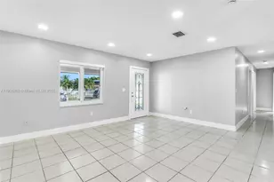 15430 SW 308th St, Homestead, FL 33033 - Photo 6